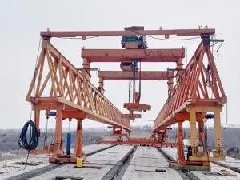 泰象啟陽春！湖北三思科技架橋機安全監(jiān)控系統(tǒng)順利安裝完工